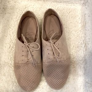 Kelly and Katie pink loafers.